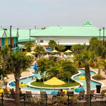 Beachside Hotel & Suites