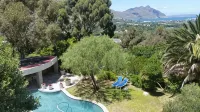 Victorskloof Lodge Hotels in Llandudno