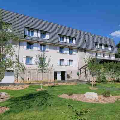 Logis Hôtel et Spa Chez Camillou Hotel Exterior