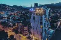 Atix Hotel