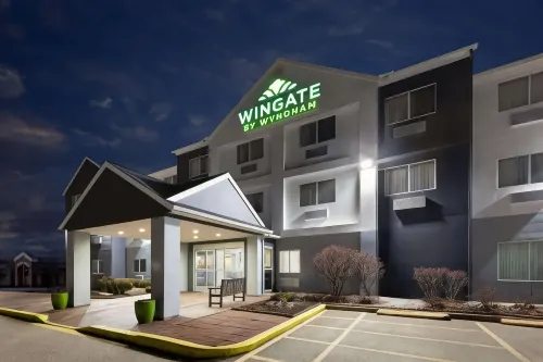 Wingate by Wyndham Marion Hotels in Marion