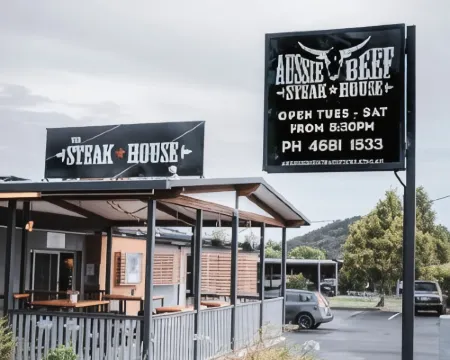 High Street Motor Inn & Steakhouse Hotels in Stanthorpe