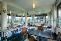 The Crested Crane Bwindi Hotel Hotels in Kinkiizi