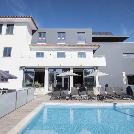 Villa Caparica Hostel