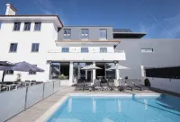 Villa Caparica Hostel - Pools