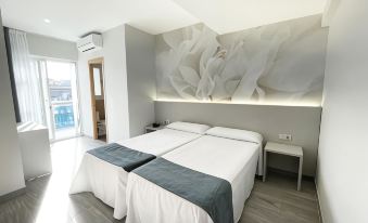 Hotel Maria del Mar - Housity