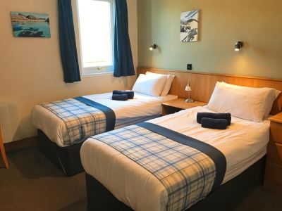 Standard Twin Room St Columba Hotel Photo