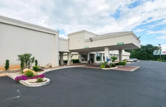 科尼爾斯6號汽車旅館