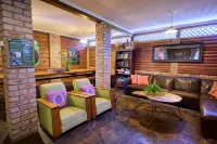 On the Wallaby Eco Lodge Hotels in Yungaburra