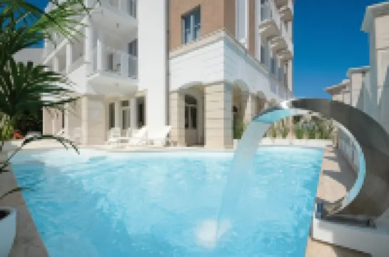 Residence Hotel Alba Palace