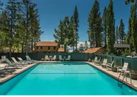 Franciscan Lodge فنادق في Tahoe Vista