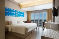 Hotel Santika Banyuwangi - balcony