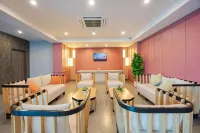 Lima Hotel Hotel di Nakhon Luang