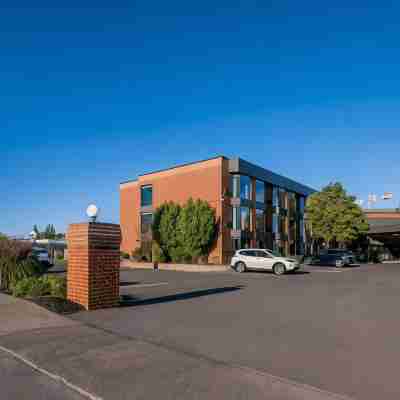 Best Western Belleville Hotel Exterior