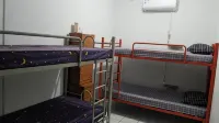 CoffeeBunk Hostel Hôtels à : Karawaci