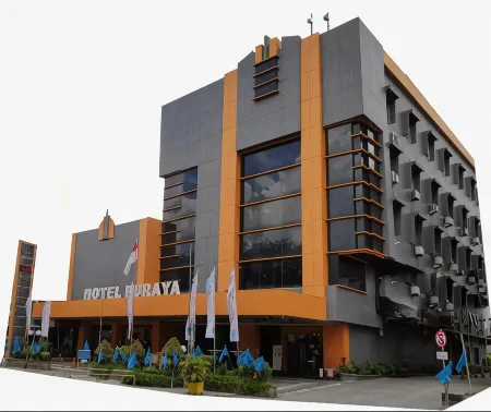 Hotel Furaya Отели рядом с достопримечательностью «HS Soeman Library»