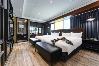 Norway Forest Creative Motel Hotels in Тайчжун