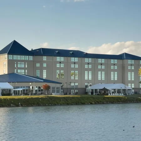 41 Lakefront Hotel, Trademark Collection by Wyndham