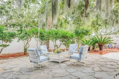 Tybee Island Inn Bed & Breakfast فنادق في تيبي أيلاند