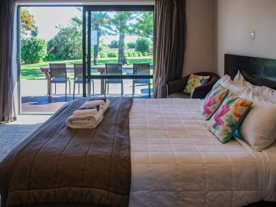 Paroa Hotel