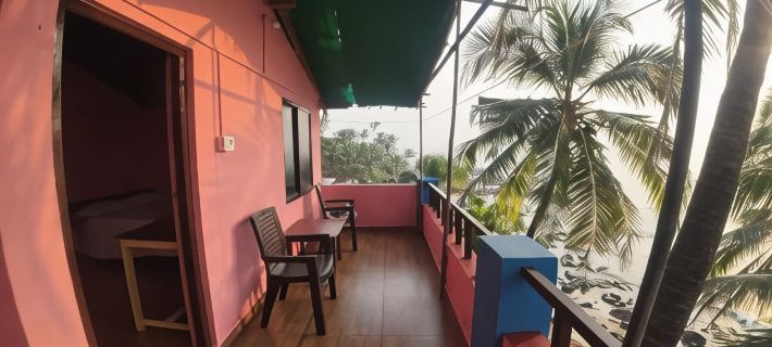 Om Ganesh Guest House Cliffside Hotels in Arambol