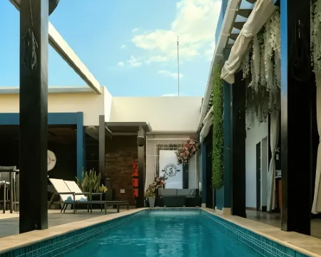 R Hotel Kingston Hotels in Kingston