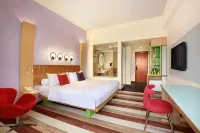 Ibis Styles Yogyakarta - สระว่ายน้ำบนดาดฟ้า