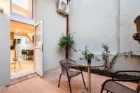 Uncover Kalamata's Hidden Gem - Cosy City Nest