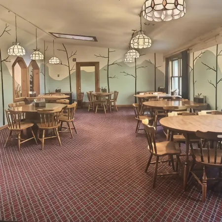 Mountain Sports Inn