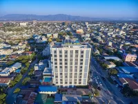 Hotel Apex Hotel berhampiran Biara Atumashi