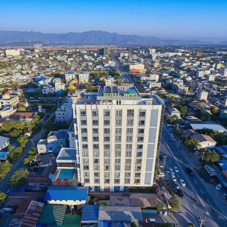 Hotel Apex Отели рядом с достопримечательностью «Сандамуни Пайя»