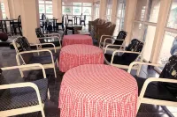 Hotel Indsurya - breakfast