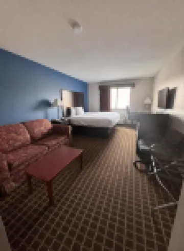 Baymont Inn & Suites by Wyndham Richmond Hotels in Twin Lakes