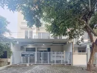 Pasadena House Semarang Mitra RedDoorz Hotels in Ngaliyan