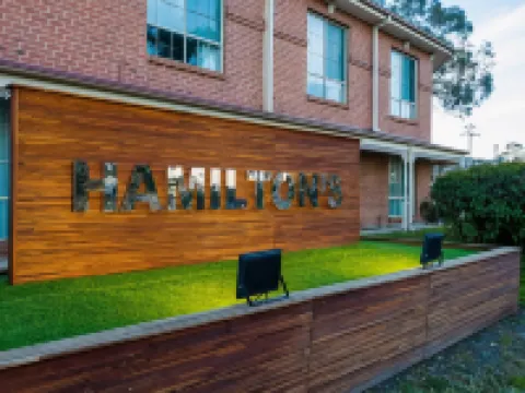 Hamilton's Queanbeyan Motel Hotels in Queanbeyan