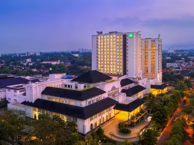 Ibis Styles Bandung Grand Central Hotels near Bandung tour on bus (Bandros)