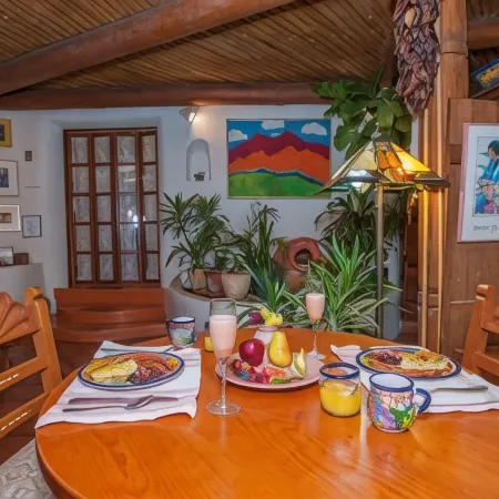 Inn on la Loma Plaza