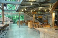 Desa Alamanis Resort Vila - breakfast