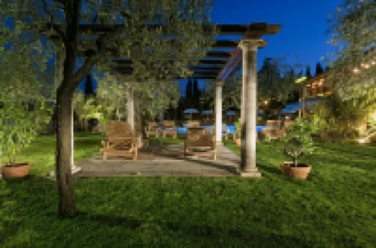 Villa Madrina Lovely and Dynamic Hotel