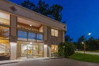 Super 8 by Wyndham Traverse City