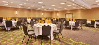 Holiday Inn Express Winnipeg Airport - Polo Park