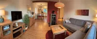 quiet, close to the center, 5 min. to train, 3 bedrooms, family friendly, garden