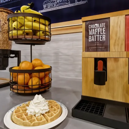 Hampton Inn Potomac Mills/Woodbridge Отели рядом с достопримечательностью «Потомак»