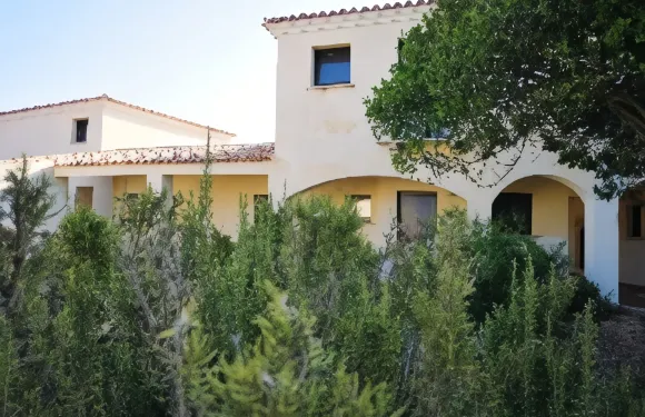 埃塞加盧拉俱樂部海灘酒店