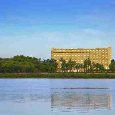 蘇拉特萬豪飯店 Hotel Exterior