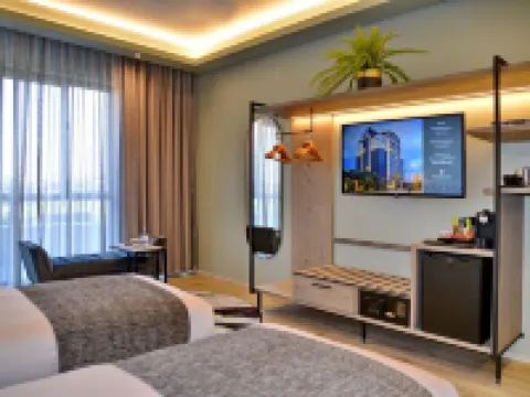 コートヤード ホテル ウォーターフォール シティ ミッドラントのホテル