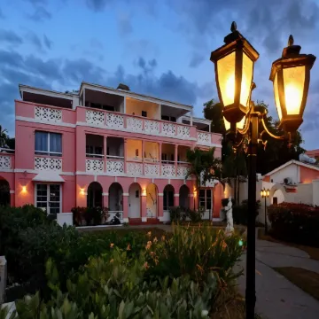 Southern Palms Beach Club