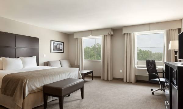 Baymont by Wyndham College Station
