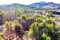 Cozy, Pet-Friendly Escape Near Lake & Mountains Hotel a Gilford