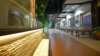 Hotel Shreemaya Hotels in Indore
